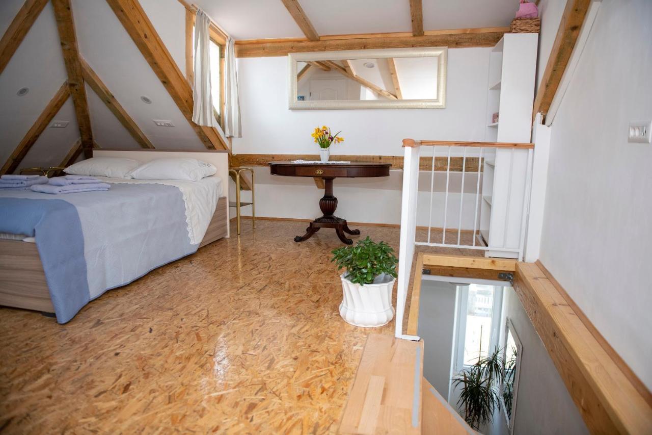 Beachfront Studio Andrina Vis Eksteriør billede