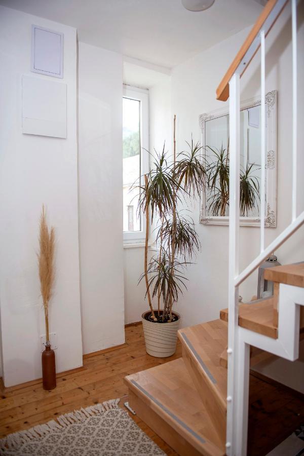 Beachfront Studio Andrina Vis Eksteriør billede